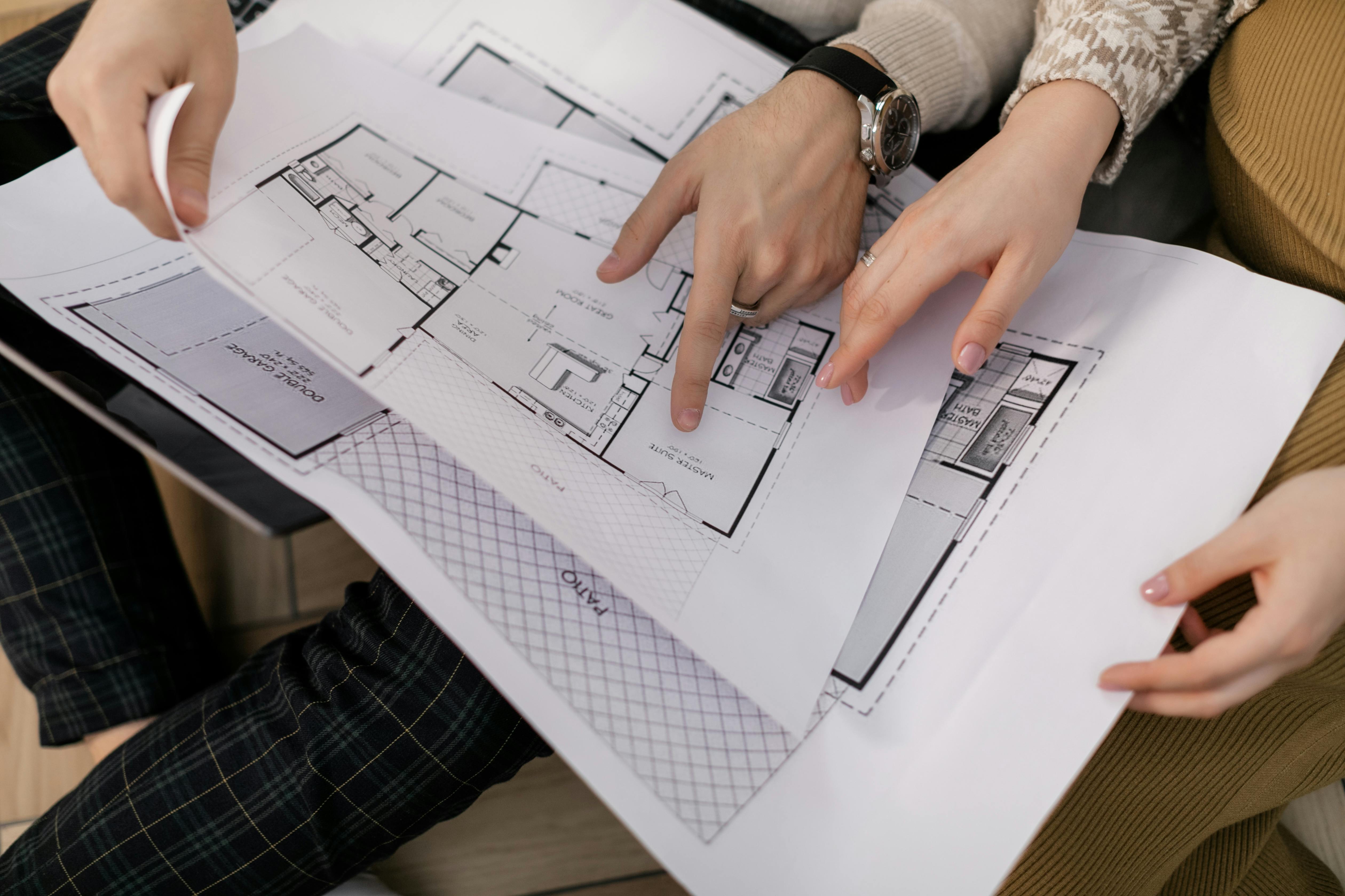 Choosing the Right House Plan: 5 Key Considerations Before You Build
